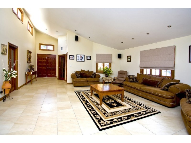 82 Darra Avenue, Darra QLD 4076