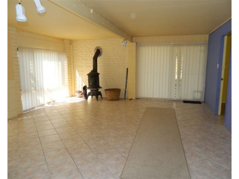 6 Marney Street, Chapel Hill QLD 4069