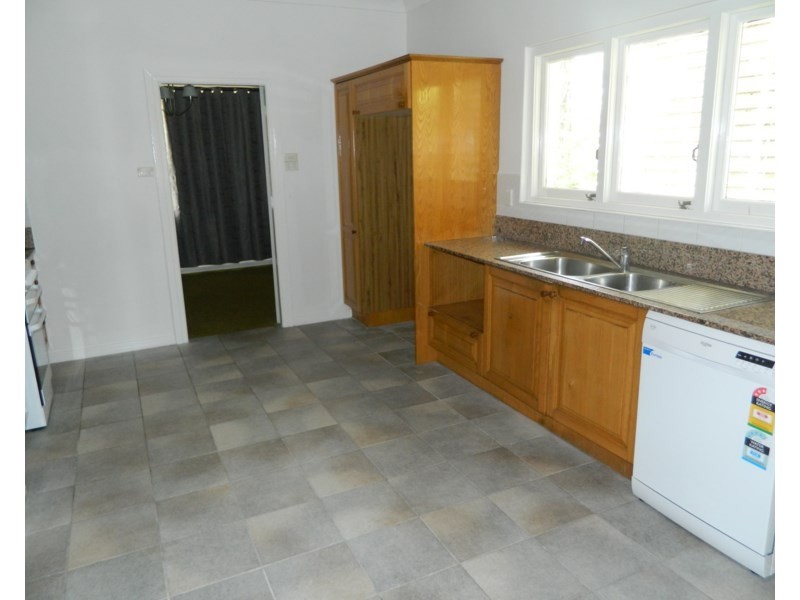 14 Brasted Street, Taringa QLD 4068