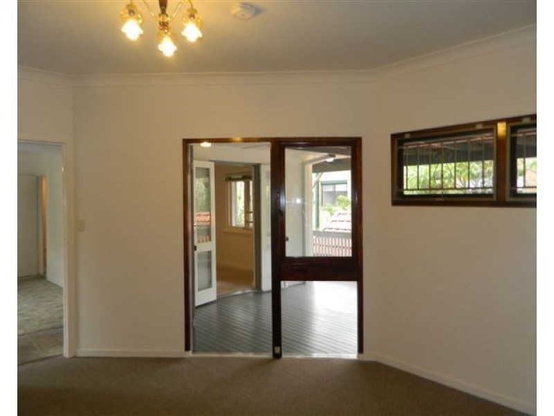 14 Brasted Street, Taringa QLD 4068