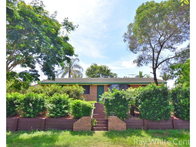 26 Dove Tree Crescent, Sinnamon Park QLD 4073