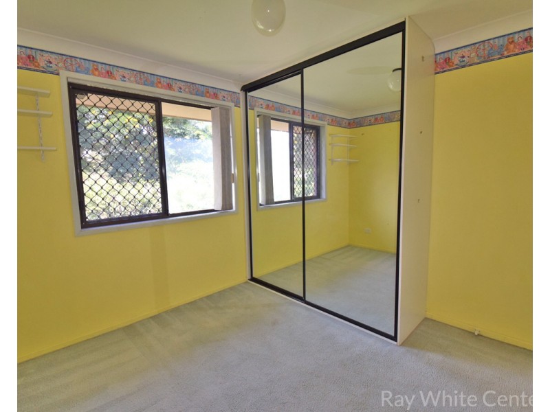 26 Dove Tree Crescent, Sinnamon Park QLD 4073