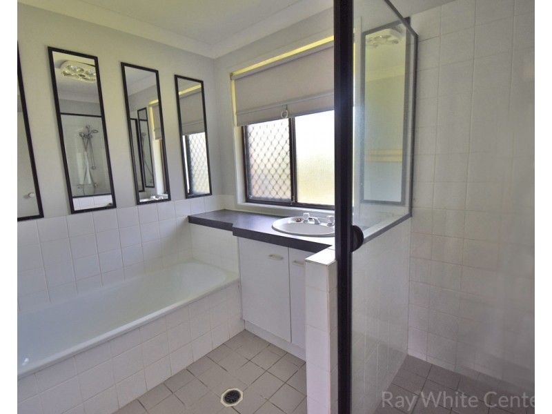 26 Dove Tree Crescent, Sinnamon Park QLD 4073