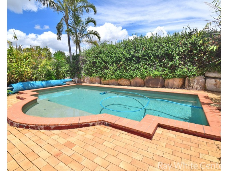 21 Angus Street, Sinnamon Park QLD 4073