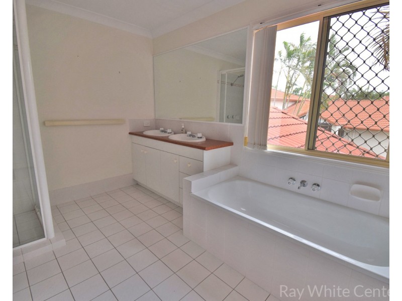 19/241 Horizon Drive, Westlake QLD 4074