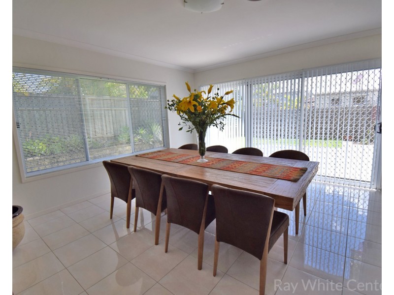 69 Sinnamon Road, Sinnamon Park QLD 4073