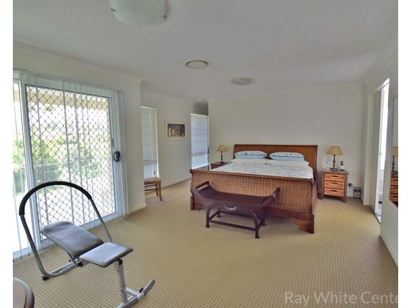 69 Sinnamon Road, Sinnamon Park QLD 4073