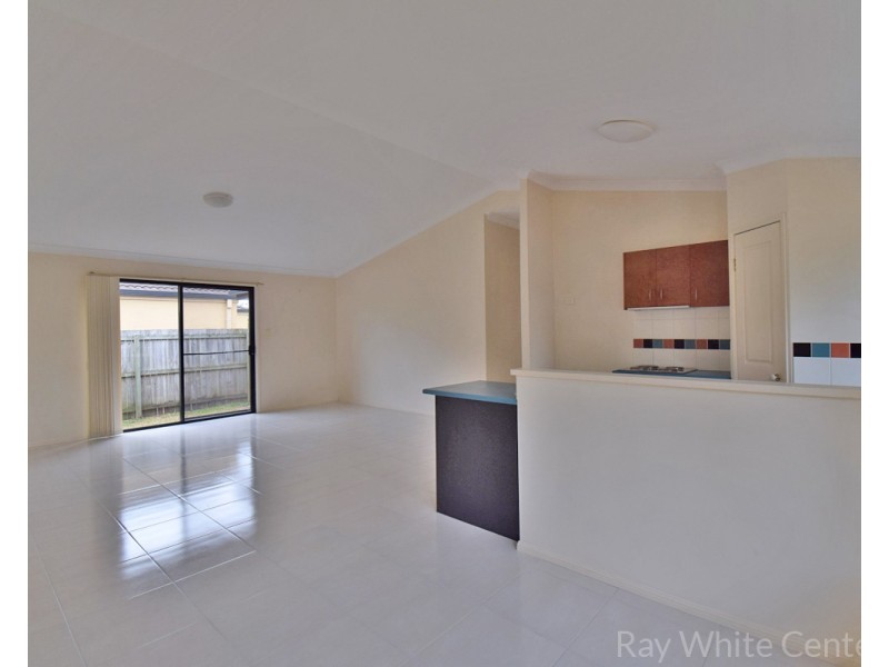 2 Bensley Place, Riverhills QLD 4074