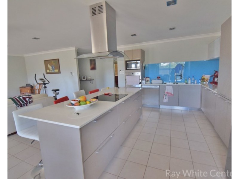 11 Clydesdale Place, Sumner QLD 4074