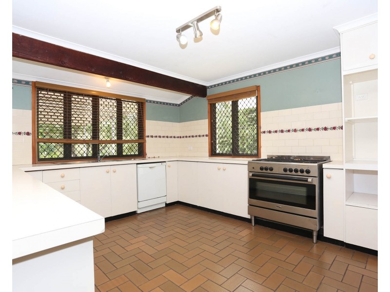 27 Candowie Crescent, Karana Downs QLD 4306