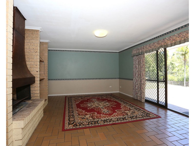 27 Candowie Crescent, Karana Downs QLD 4306