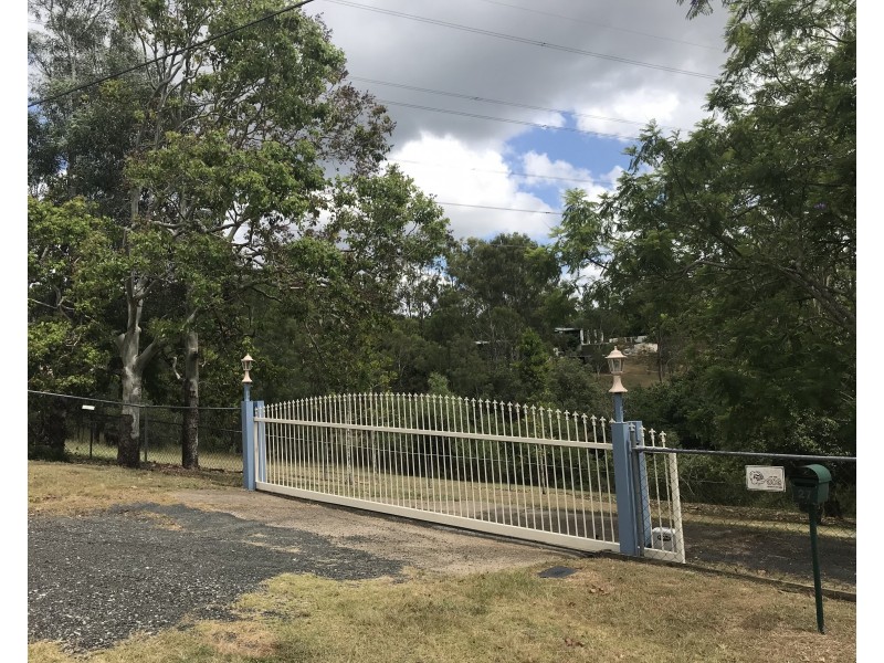 27 Candowie Crescent, Karana Downs QLD 4306