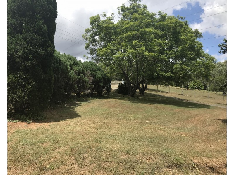 27 Candowie Crescent, Karana Downs QLD 4306