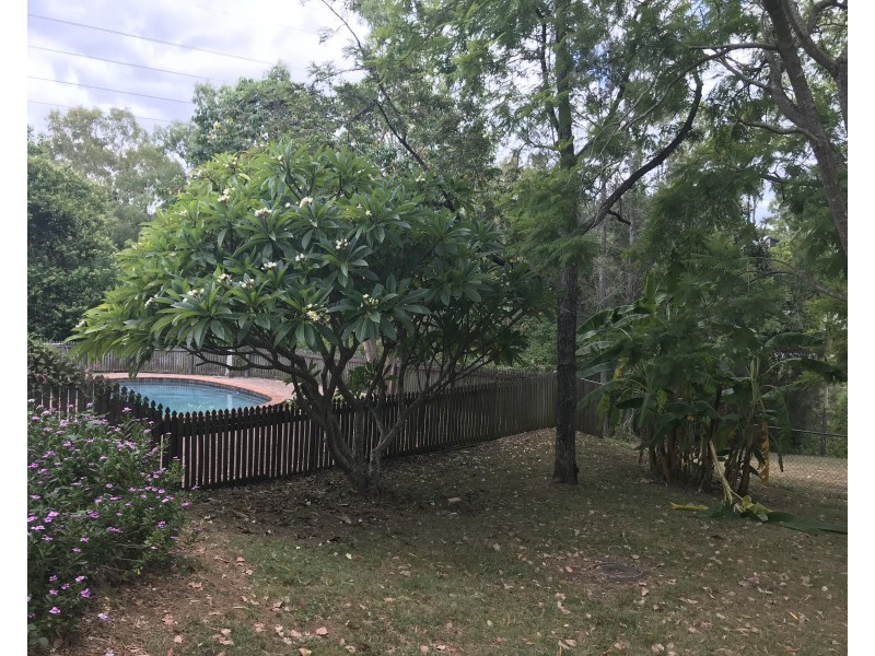 27 Candowie Crescent, Karana Downs QLD 4306