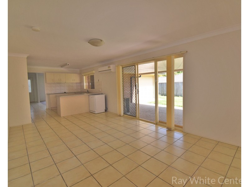 8 Volterra Place, Moggill QLD 4070