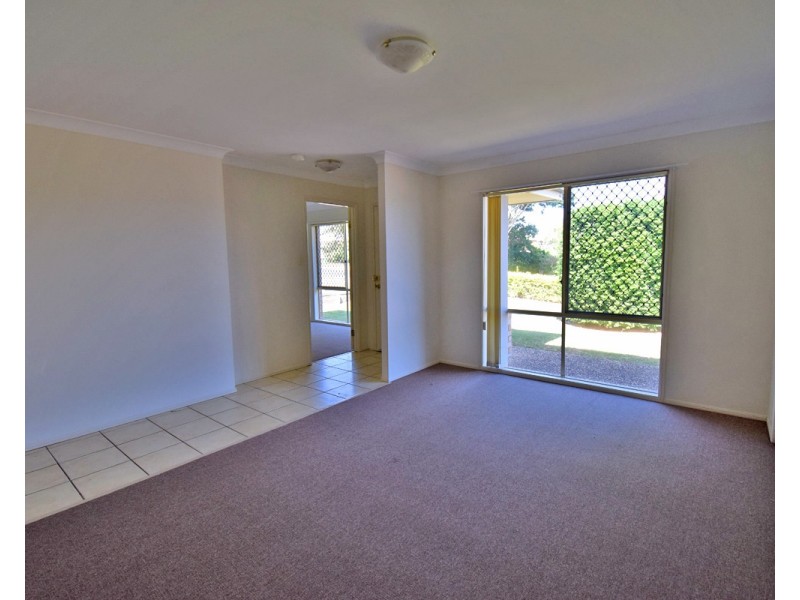 8 Volterra Place, Moggill QLD 4070