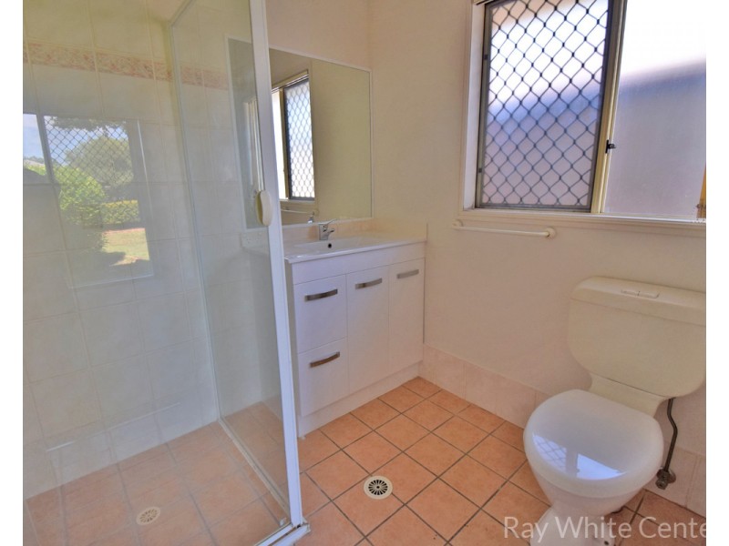 8 Volterra Place, Moggill QLD 4070