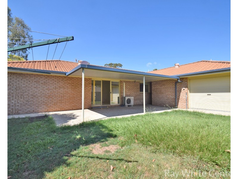 8 Volterra Place, Moggill QLD 4070