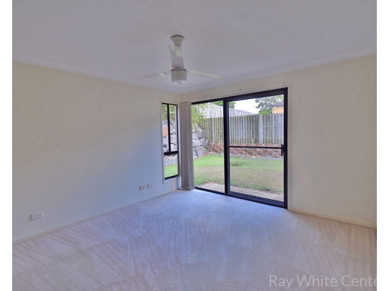 23 Olympic Place, Sinnamon Park QLD 4073