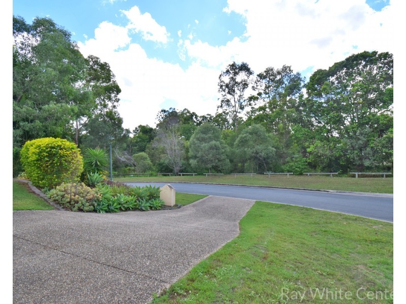 23 Olympic Place, Sinnamon Park QLD 4073