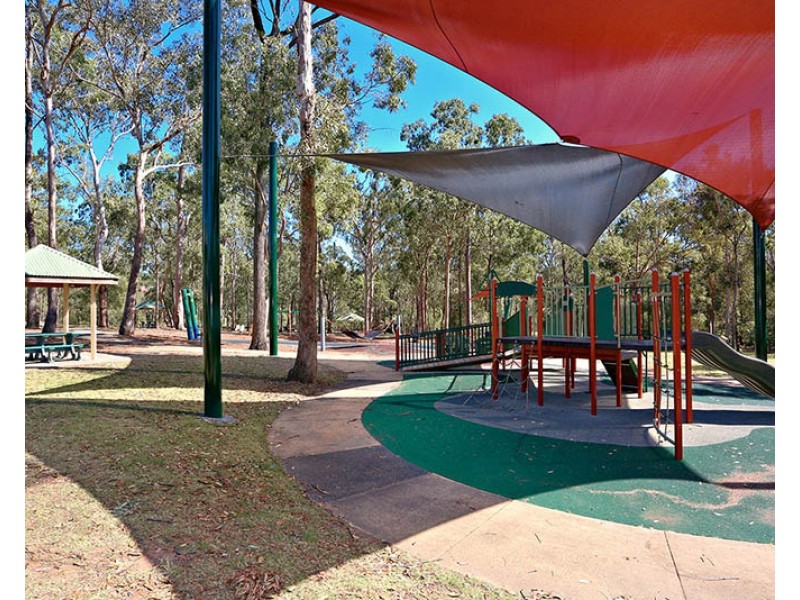 47 Greenway Circuit, Mount Ommaney QLD 4074