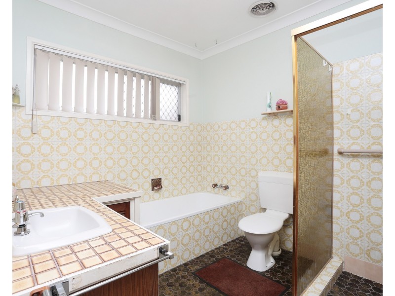 2 Gertrude Mcleod Crescent, Middle Park QLD 4074