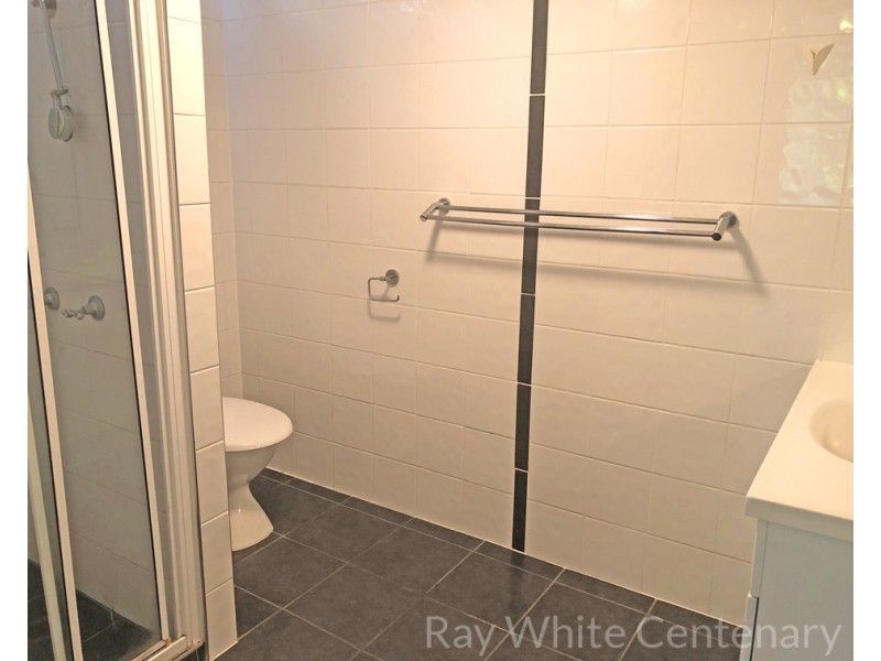 2/31 Clifton Street, Booval QLD 4304
