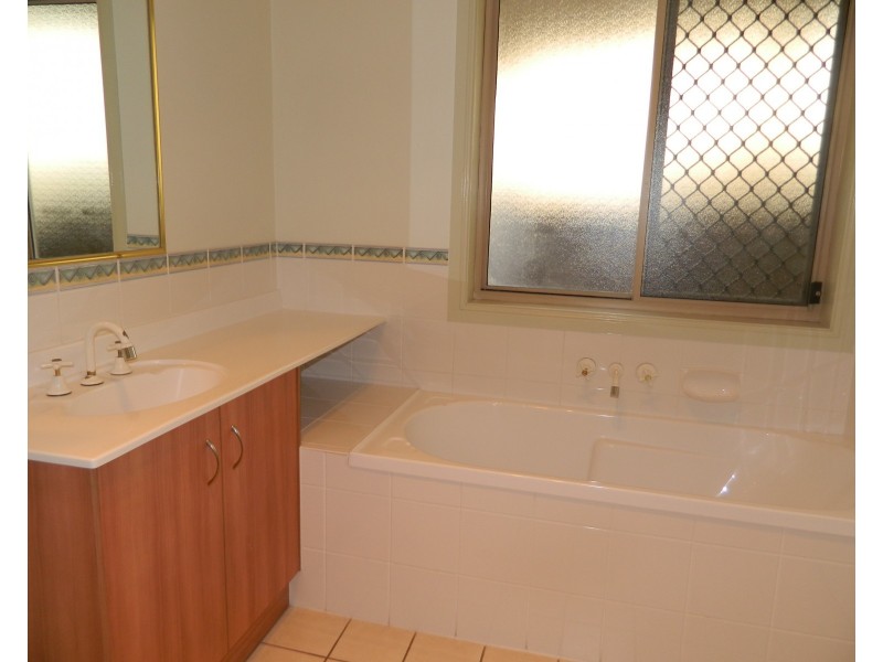 14 Chevron Close, Forest Lake QLD 4078