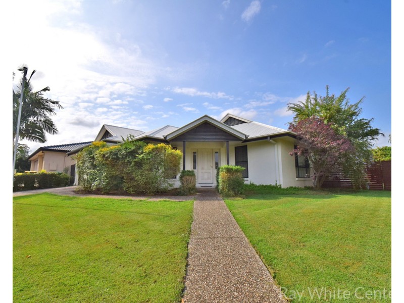 3 Sarah Court, Sinnamon Park QLD 4073