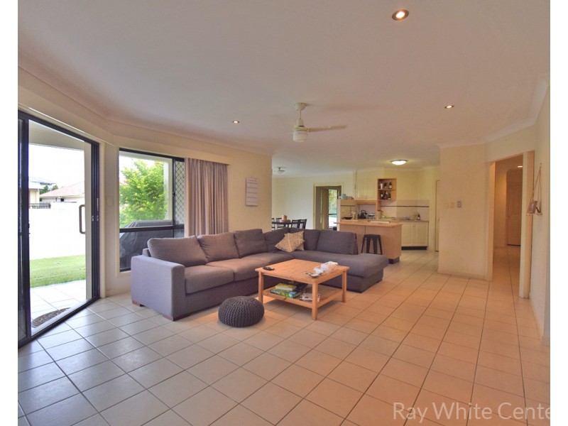 3 Sarah Court, Sinnamon Park QLD 4073