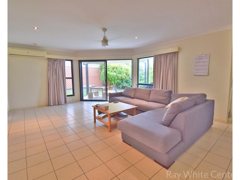 3 Sarah Court, Sinnamon Park QLD 4073