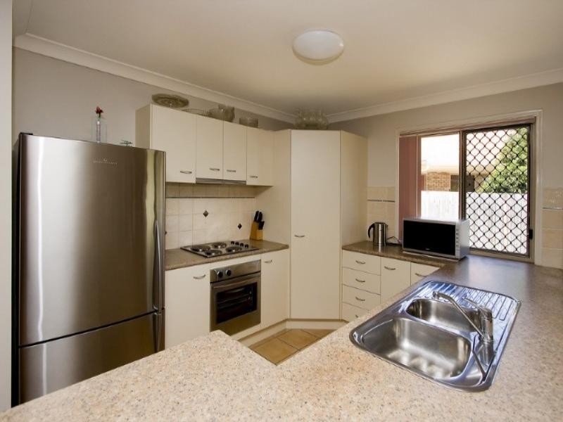 7 Agostino Close, Doolandella QLD 4077