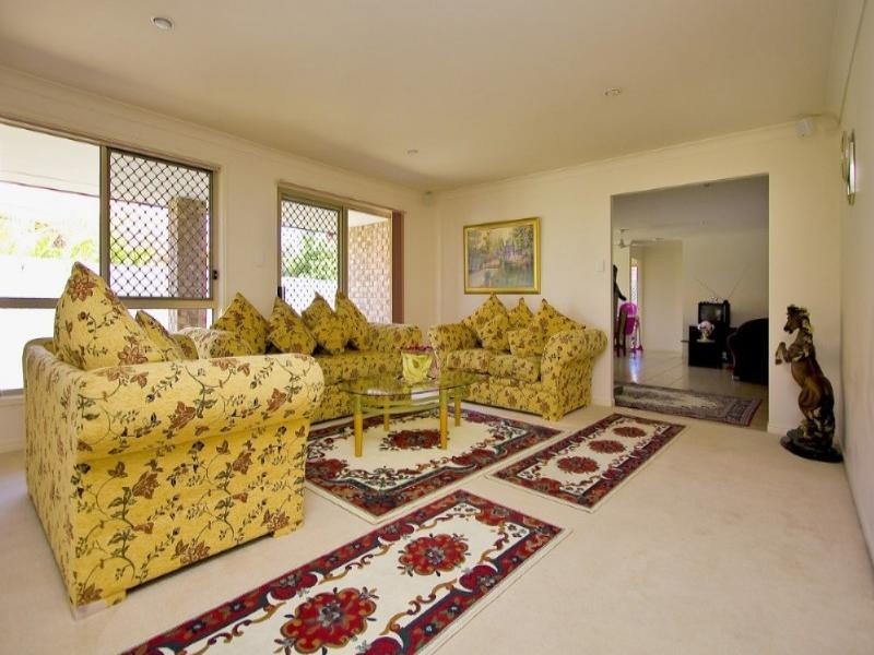 7 Agostino Close, Doolandella QLD 4077