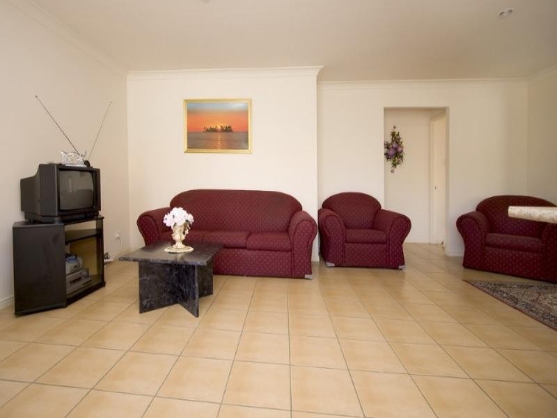 7 Agostino Close, Doolandella QLD 4077