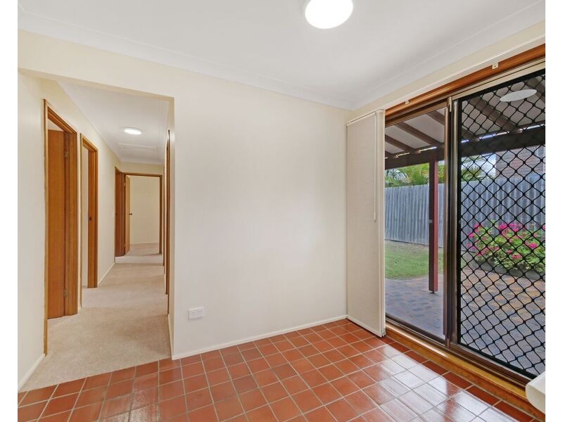 44 Estate Road, Jamboree Heights QLD 4074