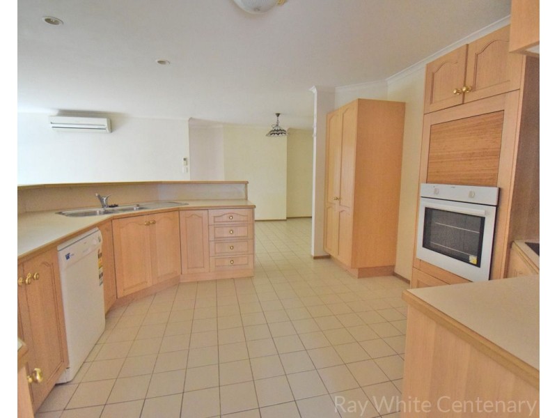 18 Tarragon Place, Forest Lake QLD 4078