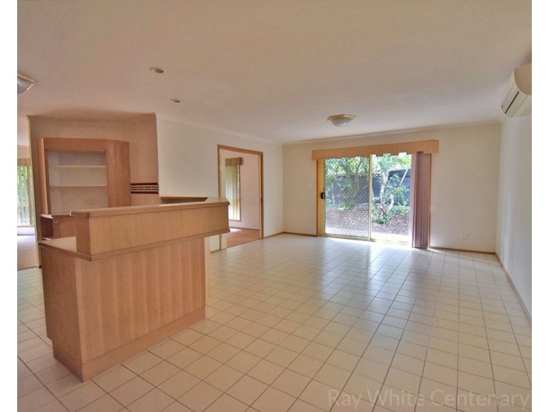 18 Tarragon Place, Forest Lake QLD 4078