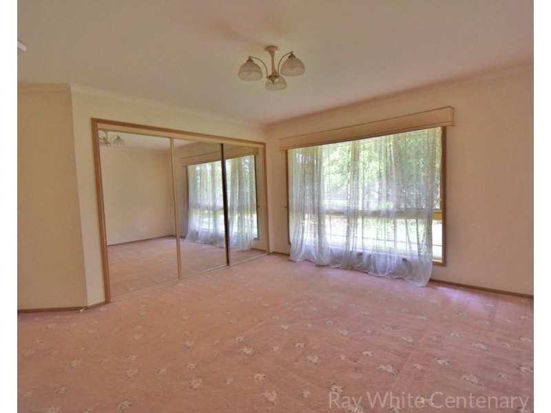 18 Tarragon Place, Forest Lake QLD 4078