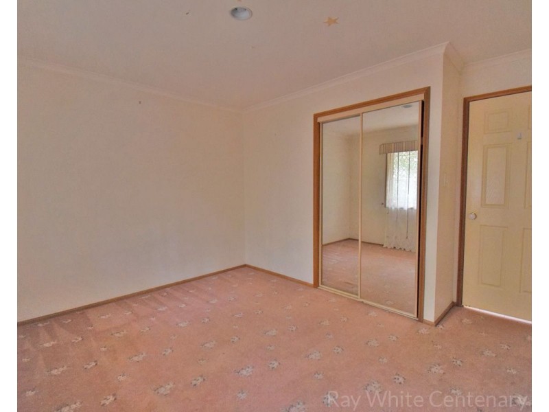 18 Tarragon Place, Forest Lake QLD 4078