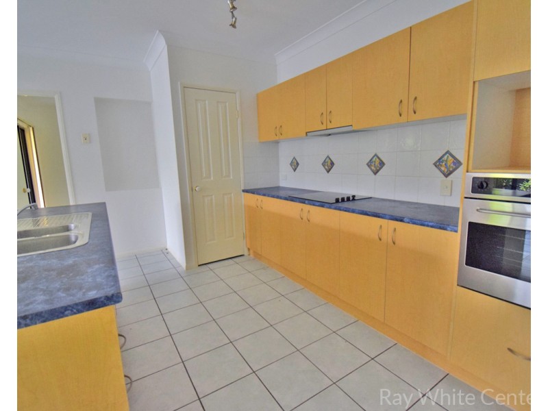 9 Brookeside Crescent, Seventeen Mile Rocks QLD 4073
