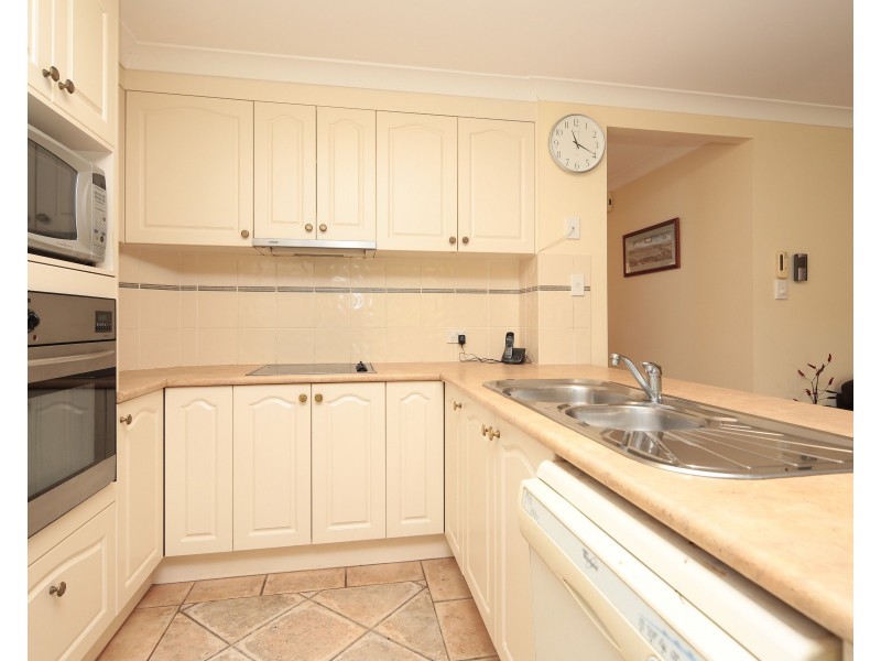 68 Seabrook Circuit, Westlake QLD 4074