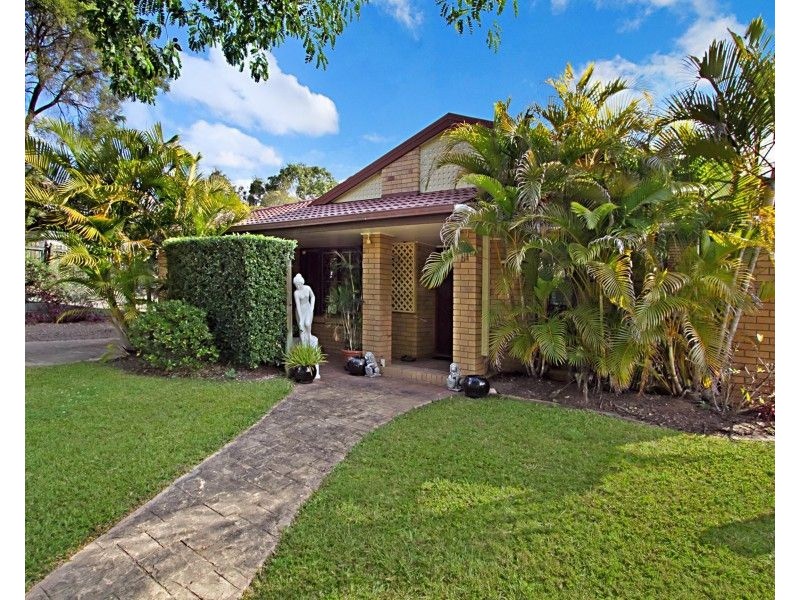 51 Dove Tree Crescent, Sinnamon Park QLD 4073