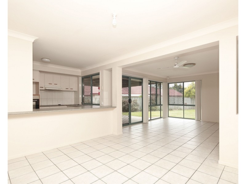 40 Brooklands Circuit, Forest Lake QLD 4078