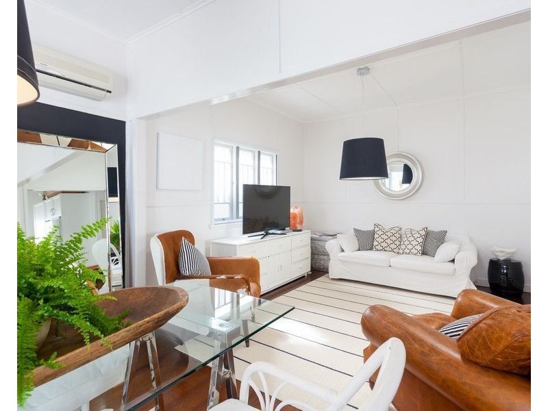 34 Nelson Street, Coorparoo QLD 4151