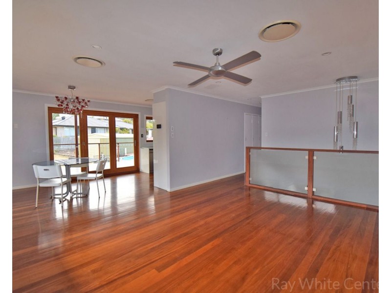 8 Tyrrell Road, Jamboree Heights QLD 4074