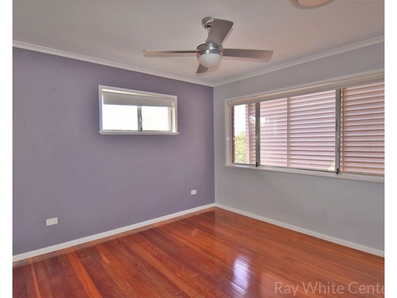 8 Tyrrell Road, Jamboree Heights QLD 4074