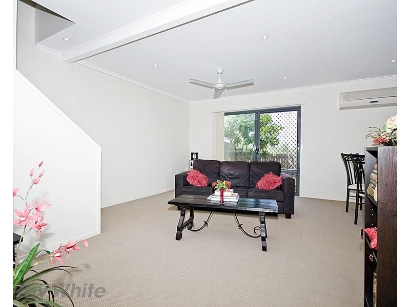 85/250 Sumners Road, Riverhills QLD 4074
