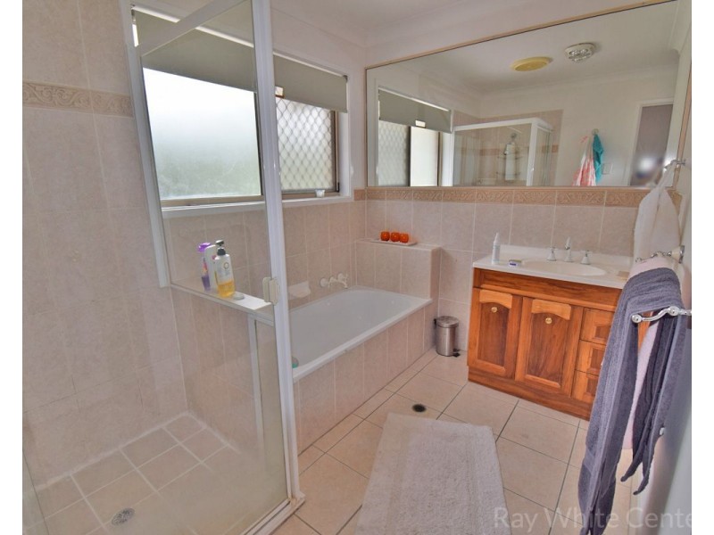 79 Glen Ross Road, Sinnamon Park QLD 4073