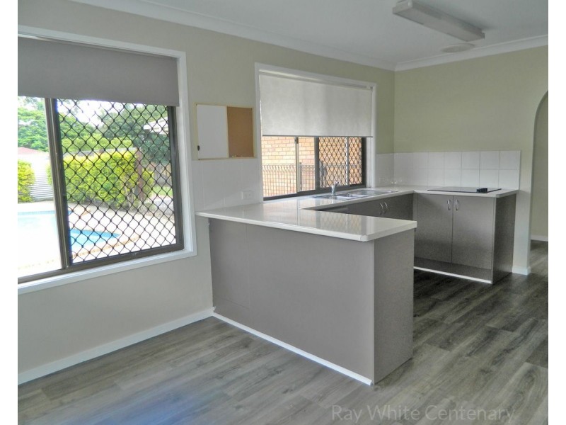 55 Pallert Street,, Middle Park QLD 4074