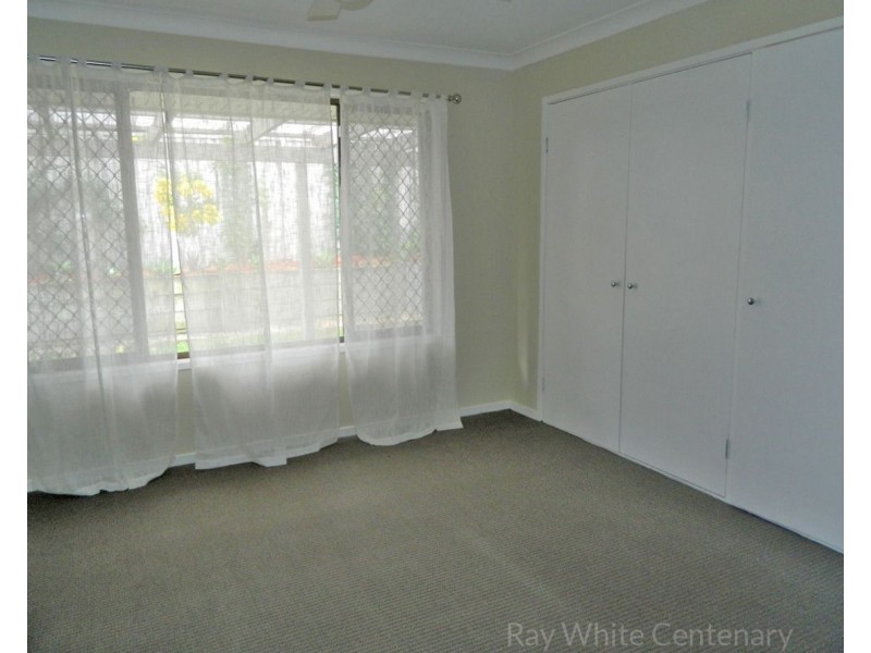 55 Pallert Street,, Middle Park QLD 4074